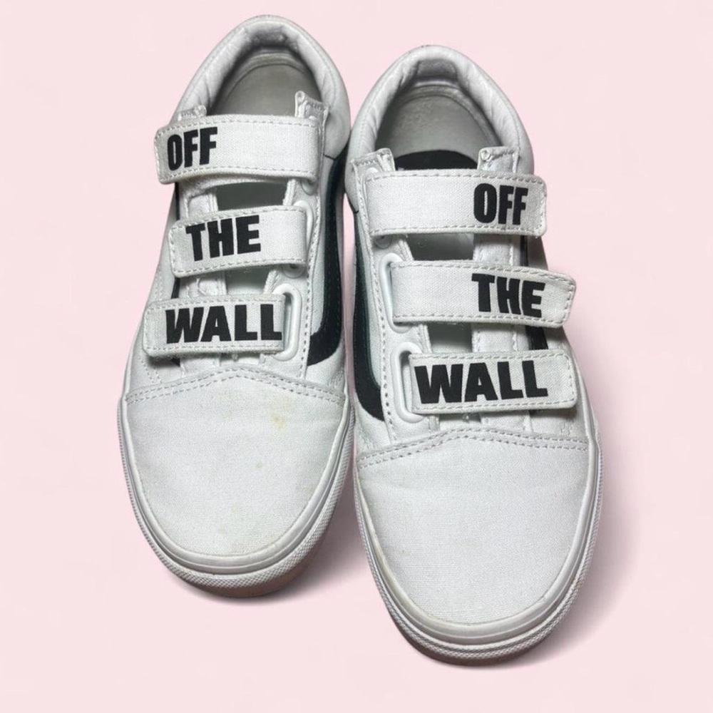 VANS OLD SKOOL WHITE TRAINERS 
SIZE M4 W6